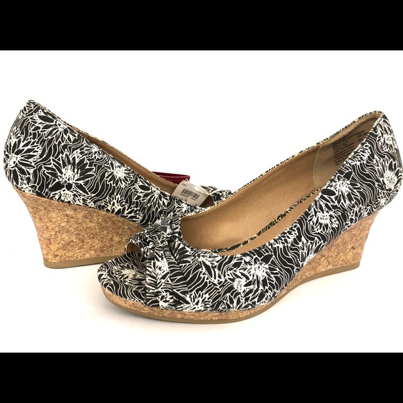dexflex comfort Shoes - Dexflex Comfort Cork Wedge Size 9 Wide